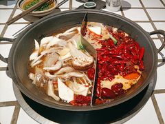 -贰回巷火锅馆(钟楼店)
