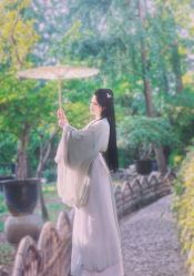 -一揽芳华汉服旗袍体验馆(拙政园店)