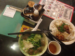 -黄但记老店·陈村粉食府