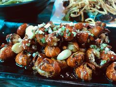 -巴厘龙虾·榜首油焖大虾(音乐学院·沿江酒馆店)