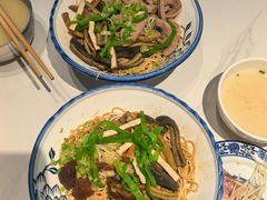 -镇南锅盖面馆(解放路店)