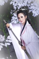 -九月鹰飞汉服摄影工作室