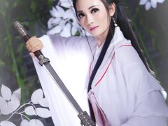 -九月鹰飞汉服摄影工作室