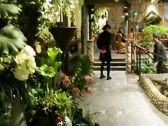 -春天里·老街坊餐厅(港隆广场店)