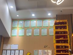-半岛宠物医院24小时·内窥镜·牙科·碎石中心(府城大道店)