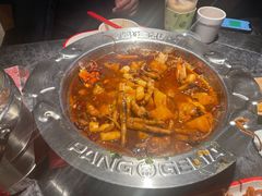 -胖哥俩肉蟹煲(长沙高铁吾悦广场店)