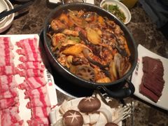 -猪啊牛呀羊啊铜盘烤肉(正大广场店)