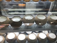 -椰爺爺·椰子冻砵仔糕