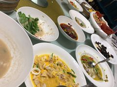 -梦都海鲜酒家(万达广场江桥店)