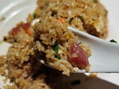 腊肠饭-木屋烧烤(岗顶二店)
