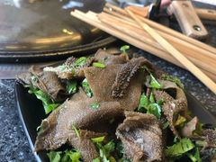 香菜毛肚-赞酱川式烤肉(蜀都万达店)