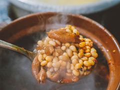 -董哥山城碗碗香(美专校街店)