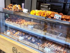 面包甜点陈列柜-拾味中点(泺文路店)