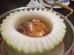 -得意咚瓜·顺德鱼生·冬瓜火锅(深圳首店)