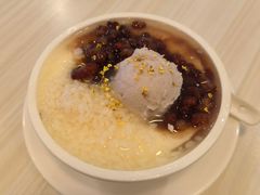 -满记甜品(优客百盛店)