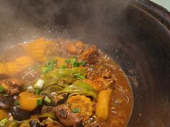 -鱼窝棚柴火铁锅炖(富山屯店)