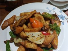 一品馕炒肉-西域阿里马新疆菜·清真(桂花路店)