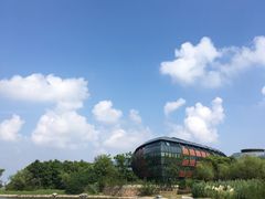 -上海滴水湖皇冠假日酒店