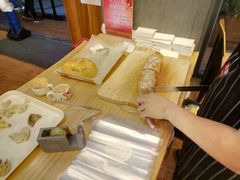 -米熊蛋糕店(天虹商场西丽店)