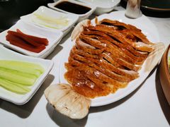 老镇烤鸭-老镇春饼(济宁万达店)