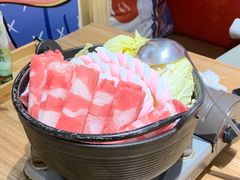 大大棉花糖澳洲M5牛肉寿喜锅-西月山居匠心创意料理(江汉路新佳丽广场店)