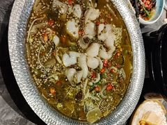 -有红鸡毛店·川菜(建设路店)