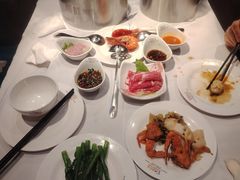 -领鲜活海鲜榴莲自助火锅(东门店)