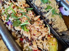 -宏兴烤鱼山庄(宣恩总店)