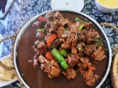 -八两八金·莱芜特色炒鸡(市南漳浦路店)