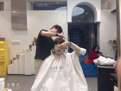 点击看大图 -梳蕾娜 HAIR SALON