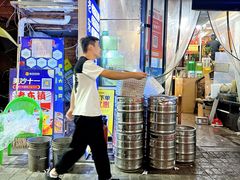 -老东镇啤酒屋海鲜加工·蒸汽海鲜·海鲜烧烤(台东店)