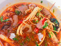 -成都你六姐·牛肉冒菜(城市集市合生汇店)