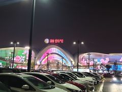 -融创茂-停车场