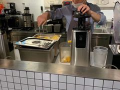 -果之满满鲜榨果汁(美罗城店)