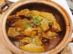 萝卜牛肉煲-香港百合居(LCM置汇旭辉广场店)