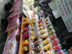 -芒果糯米饭摊子