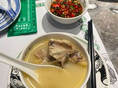 -禄婶鸡煲·打边炉