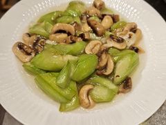 -闫府私房菜·百年鲁菜(恒隆店)