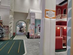 -奈尔宝·儿童乐园·亲子餐厅(华采天地店)