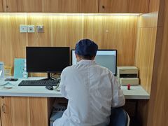 -上海仁爱医院口腔科 · 种植