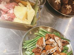 -哈哈碳都·牛肋条无限自助烤肉(宝龙店)