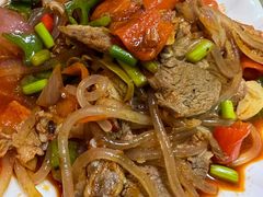 小炒牛肉-苏莱特色牛骨滩羊手抓馆(长城东街总店)