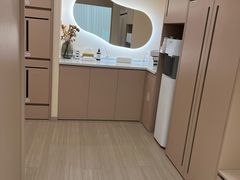 -乐刻瑜伽·普拉提·小瑜荚YogaPod(滨江银泰店)