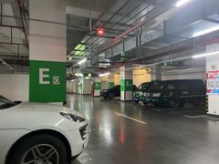 -189弄购物中心-地下停车场