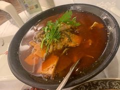 -满江红四季餐厅 · 国家五钻级酒家(新纪元大酒店店)