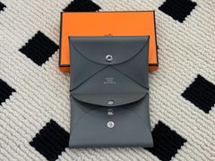 -小飞侠奢侈品回收 寄卖 养护(宝山宝龙广场店)