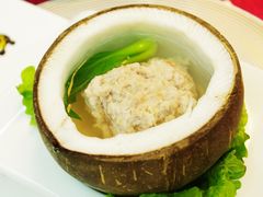 椰青炖狮子头-斑斓西餐厅·自助茶点(高崎机场佰翔花园酒店)