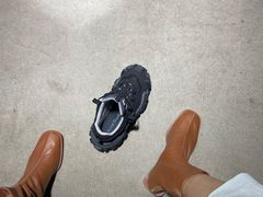 -Acne Studios(芮欧百货店)