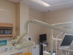 -上海仁爱医院口腔科 · 种植