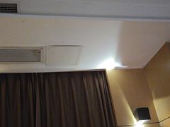 -金色印象·4k影院式足体养生(龙腾路店)